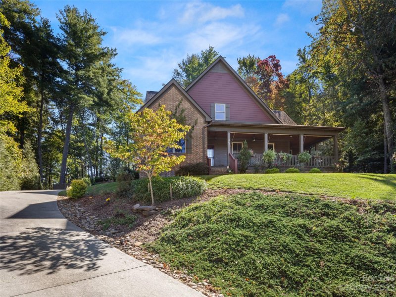 Property image 2 at 210 Barnrock Drive, Mills River, NC 28759