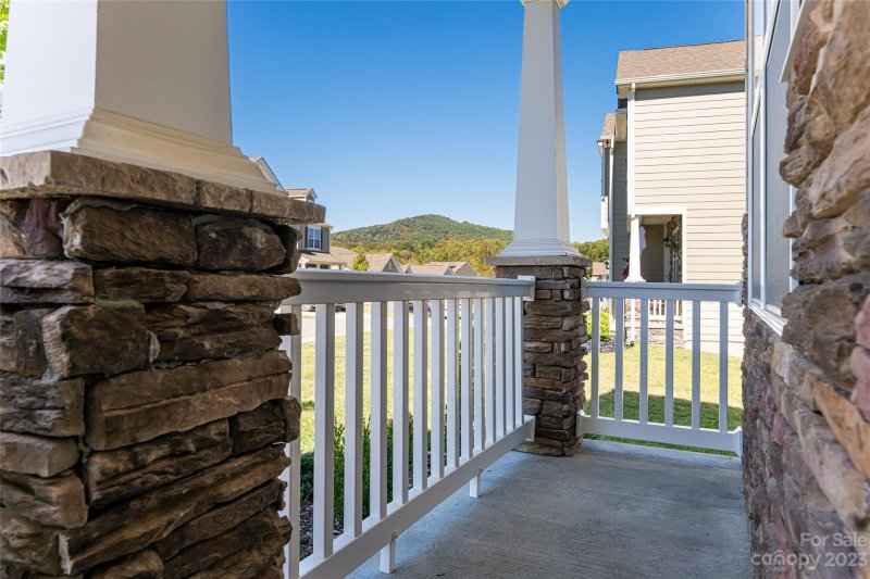 Property image 4 at 202 Marathon Lane, Candler, NC 28715