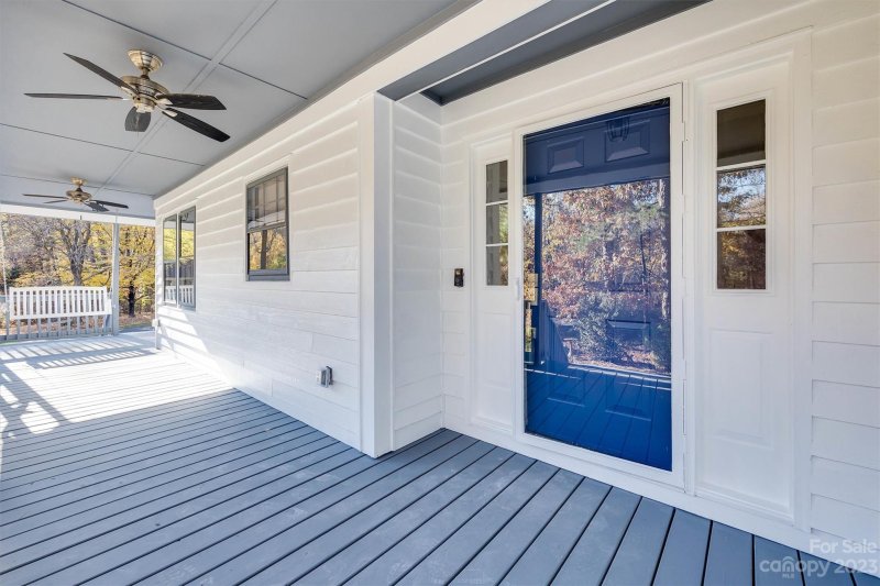 Property image 2 at 14001 Springwater Drive, Matthews, NC 28105