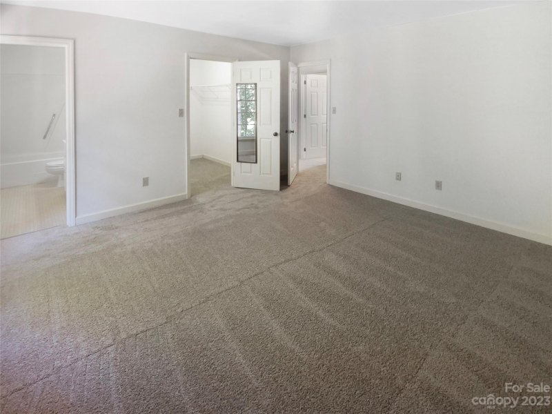 Property image 5 at 444 Blue Rock Drive, Charlotte, NC 28213