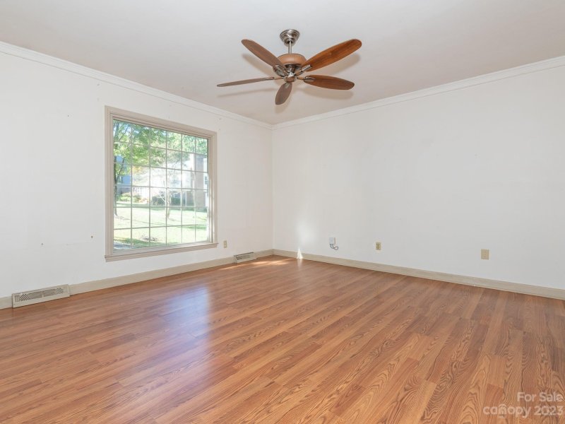 Property image 2 at 200 Kimrod Lane, Charlotte, NC 28270