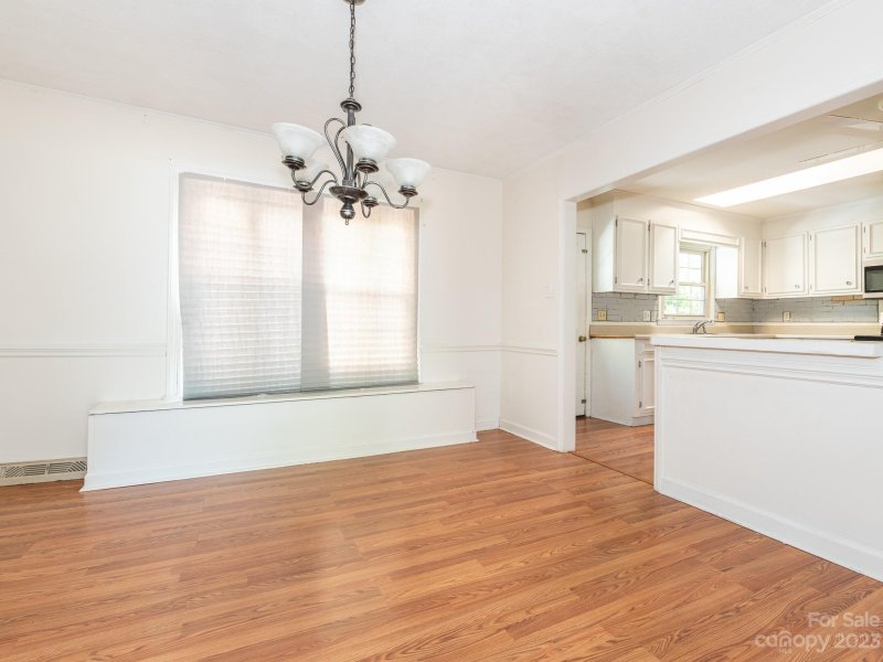 Property image 3 at 200 Kimrod Lane, Charlotte, NC 28270