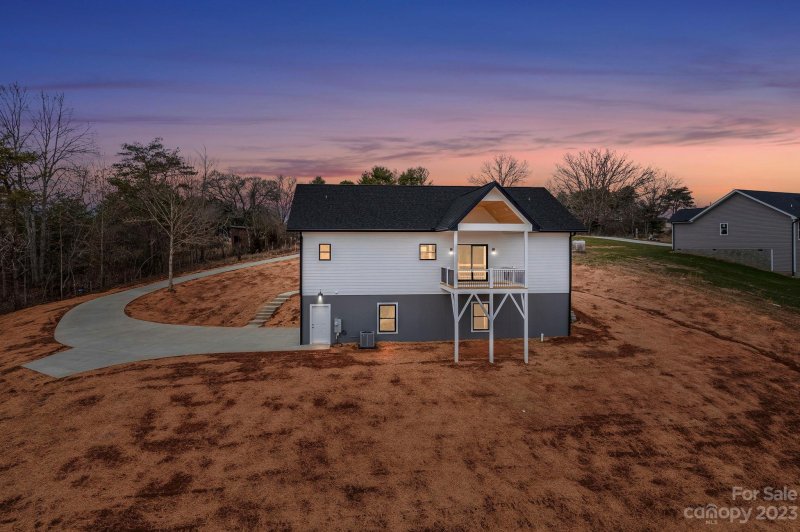 Property image 2 at 1173 Morlin Acres Drive, Marshall, NC 28753