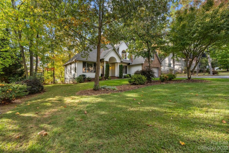 Property image 3 at 28 Helen Holcombe Way, Candler, NC 28715