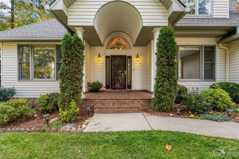 Property image 5 at 28 Helen Holcombe Way, Candler, NC 28715