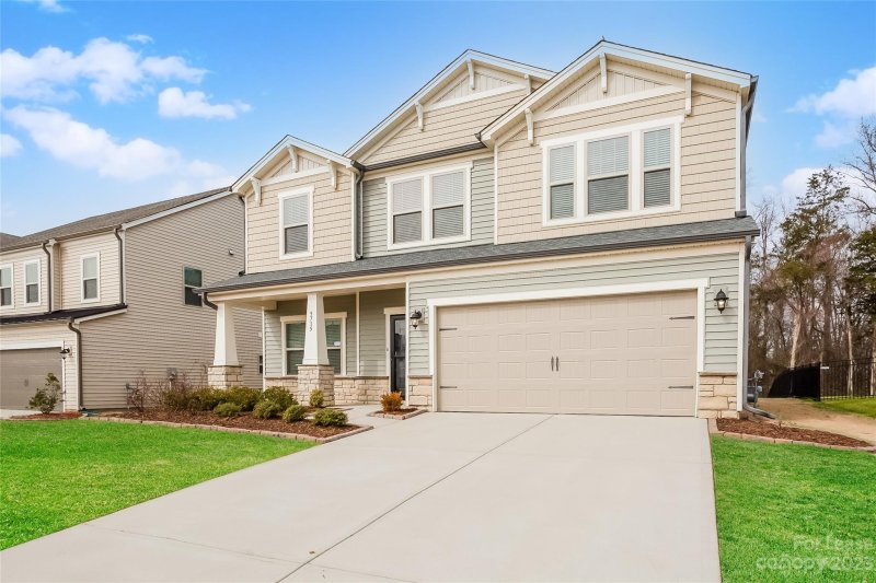 Property image 3 at 5715 Fenway Drive, Charlotte, NC 28273