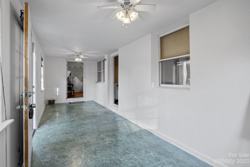 Property image 5 at 2638 Columbus Circle, Charlotte, NC 28208