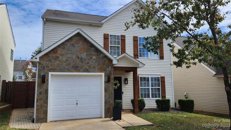 Property image 2 at 2917 Macvean Lane, Charlotte, NC 28208