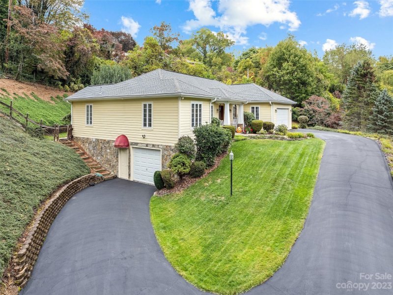 Property image 2 at 749 Woodfield Drive, Waynesville, NC 28786