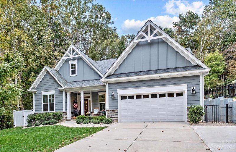 Property image 2 at 7109 Sedgebrook Drive, Stanley, NC 28164