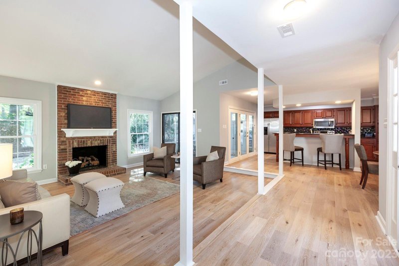 Property image 5 at 8719 Gruenewald Lane, Charlotte, NC 28210