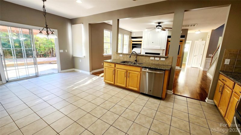 Property image 5 at 10007 King George Lane, Waxhaw, NC 28173