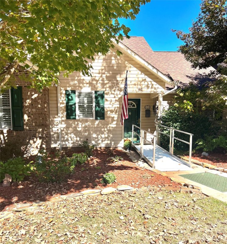 317 Hidden Creek Circle