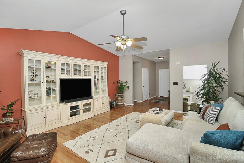 Property image 4 at 16209 Hayfield Road, Charlotte, NC 28213