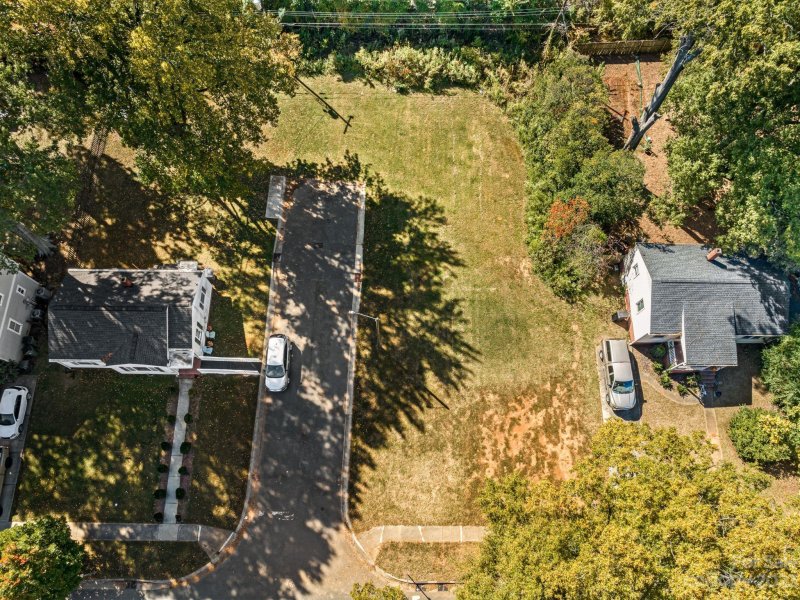 Property image 2 at 401 Plymouth Avenue, Charlotte, NC 28206