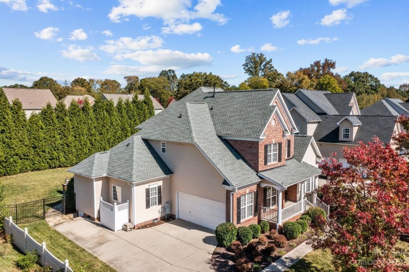 Property image 4 at 6715 Heritage Orchard Way, Huntersville, NC 28078