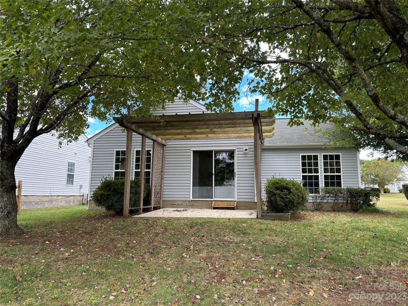 Property image 3 at 3249 Hawick Commons Drive, Concord, NC 28027