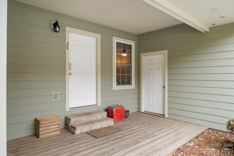 Property image 3 at 24 Aberdeen Drive, Arden, NC 28704