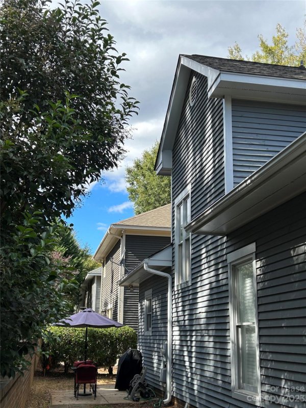 Property image 2 at 600 Olmsted Park Place, Charlotte, NC 28203