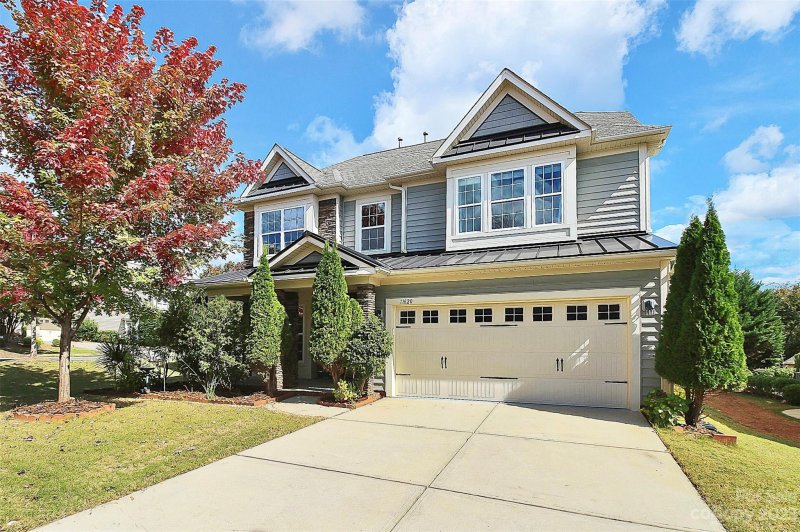 Property image 2 at 11620 Hardwood Watch Court, Charlotte, NC 28277
