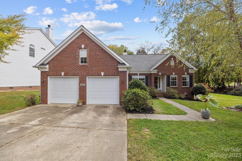 Property image 2 at 7602 Hogans Bluff Lane, Mint Hill, NC 28227