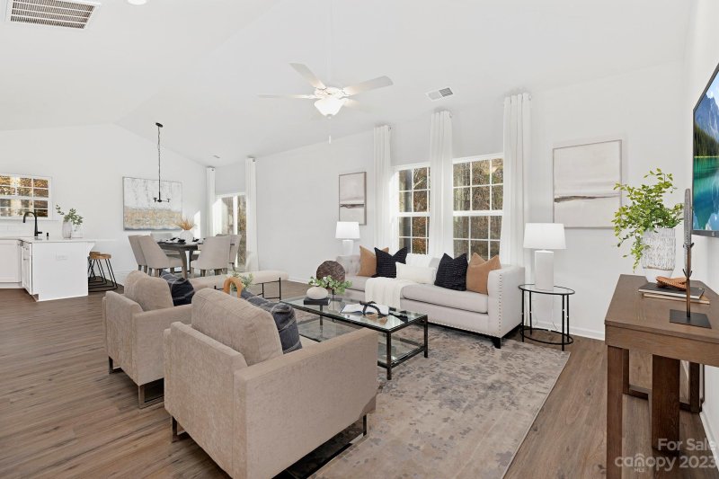 Property image 4 at 5617 Galaxie Road, Charlotte, NC 28214