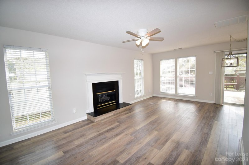 Property image 5 at 1908 Safflower Circle, Charlotte, NC 28262