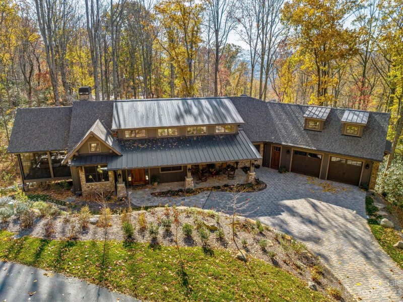 Property image 4 at 187 Southcliff Parkway, Fairview, NC 28730