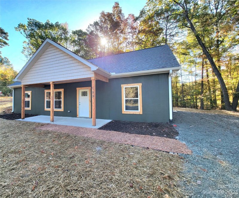 Property image 3 at 188 8th Avenue, New London, NC 28127