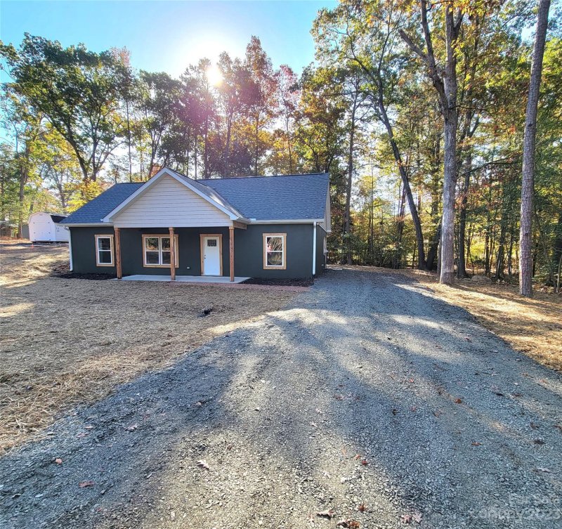 Property image 4 at 188 8th Avenue, New London, NC 28127