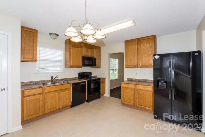 Property image 2 at 4200 Canipe Drive, Charlotte, NC 28269