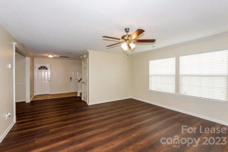 Property image 4 at 4200 Canipe Drive, Charlotte, NC 28269