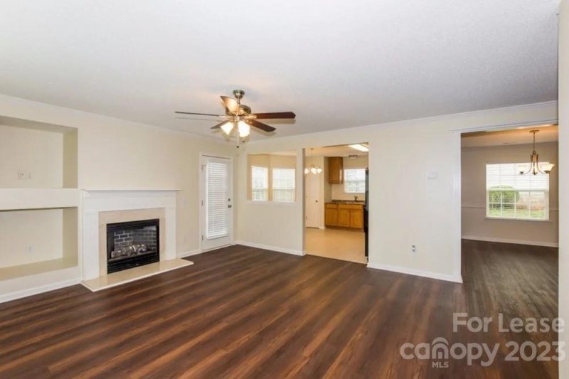 Property image 5 at 4200 Canipe Drive, Charlotte, NC 28269