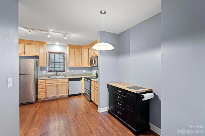 Property image 4 at 2024 Lasalle Street, Charlotte, NC 28216