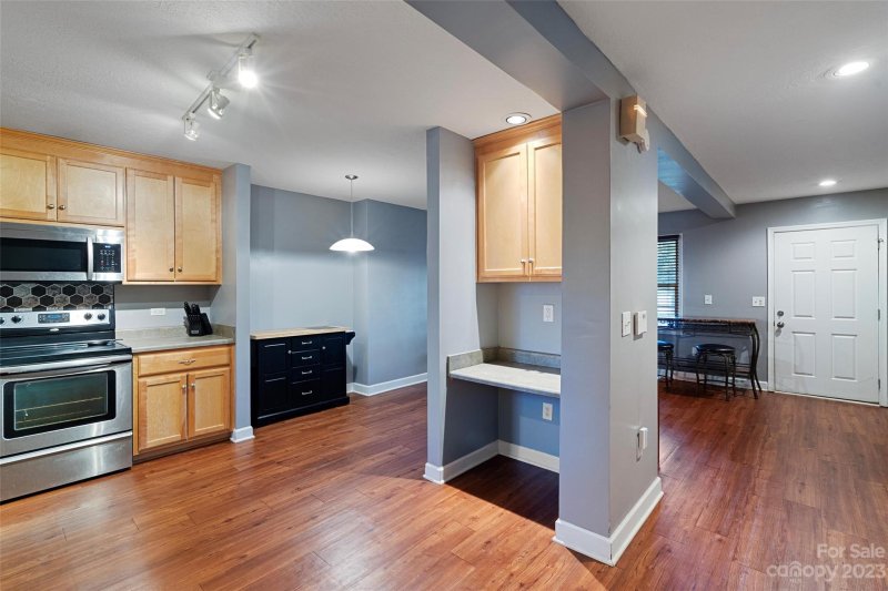 Property image 5 at 2024 Lasalle Street, Charlotte, NC 28216