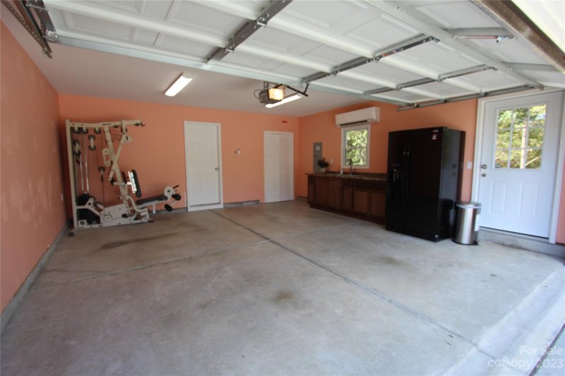 Property image 3 at 11803 Thompson Farm Lane, Charlotte, NC 28278