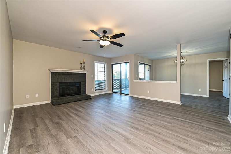 Property image 4 at 5851 Harris Grove Lane, Charlotte, NC 28212