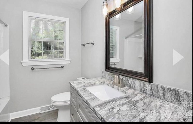 Property image 3 at 4109 Oak Forest Drive, Charlotte, NC 28215