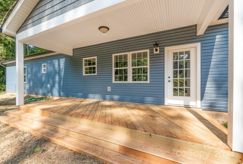 Property image 5 at 662 Blossom Hill Road, Lincolnton, NC 28092