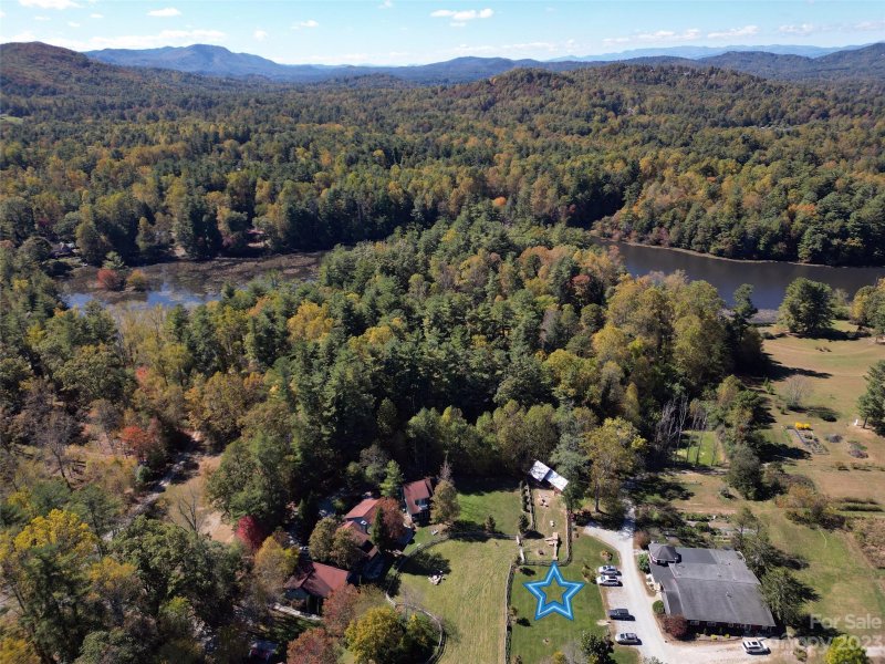 Property image 2 at 99999 Waterlily Drive, Flat Rock, NC 28731