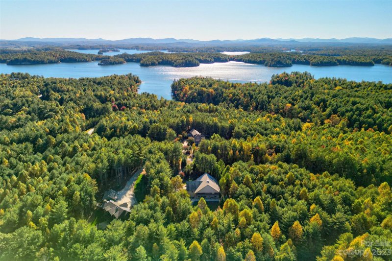 Property image 3 at 1429 Old Dry Creek Road, Morganton, NC 28655