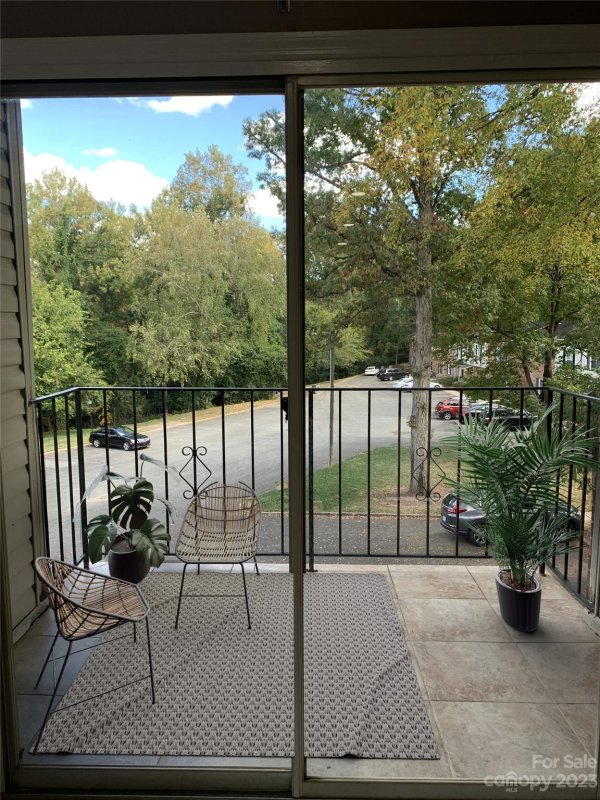 Property image 5 at 5935 Quail Hollow Road, Charlotte, NC 28210