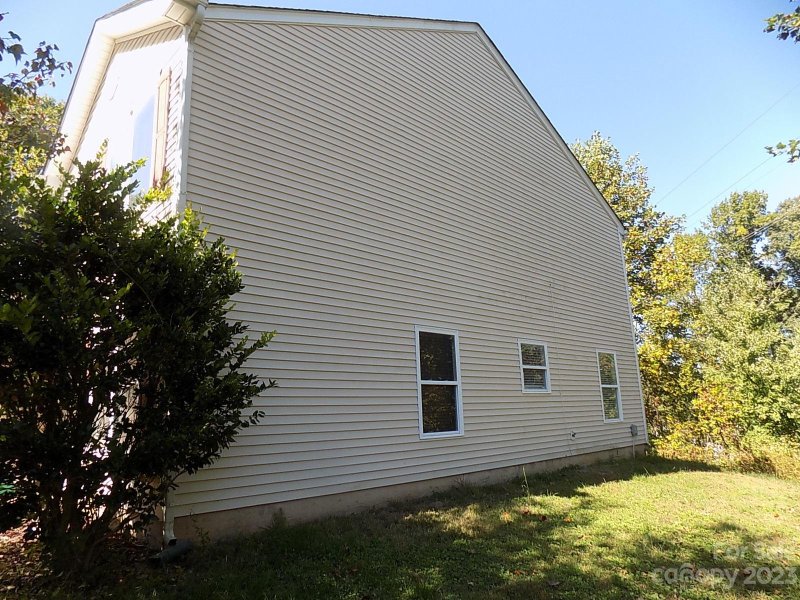 Property image 4 at 7 Riverside Street, Lowell, NC 28098