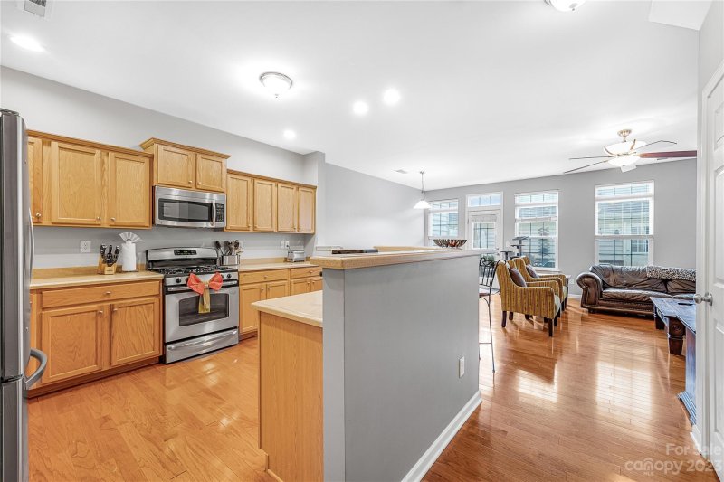 Property image 4 at 8307 Viewpoint Lane, Cornelius, NC 28031