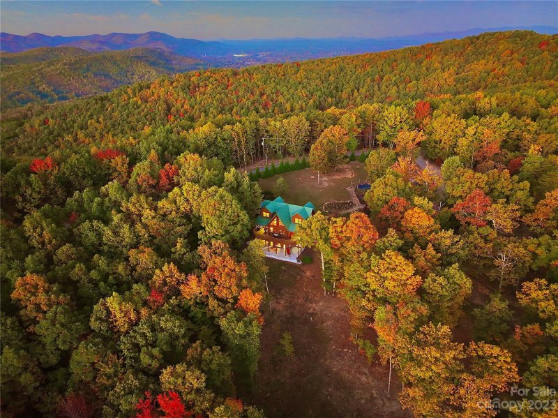 Property image 3 at 3703 Back Bluff Drive, Morganton, NC 28655