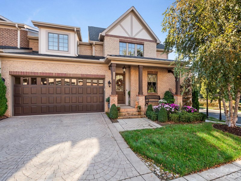 2611 Horn Point Court