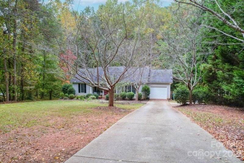 Property image 3 at 190 Creek View Road, Mooresville, NC 28117