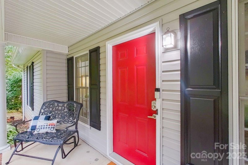 Property image 4 at 190 Creek View Road, Mooresville, NC 28117