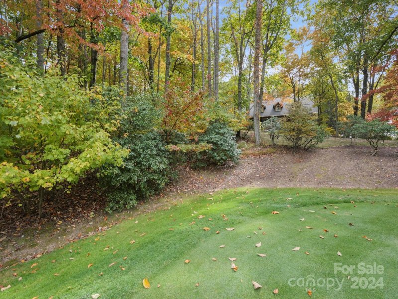 Property image 4 at 101 Little Cherokee Ridge, Hendersonville, NC 28739