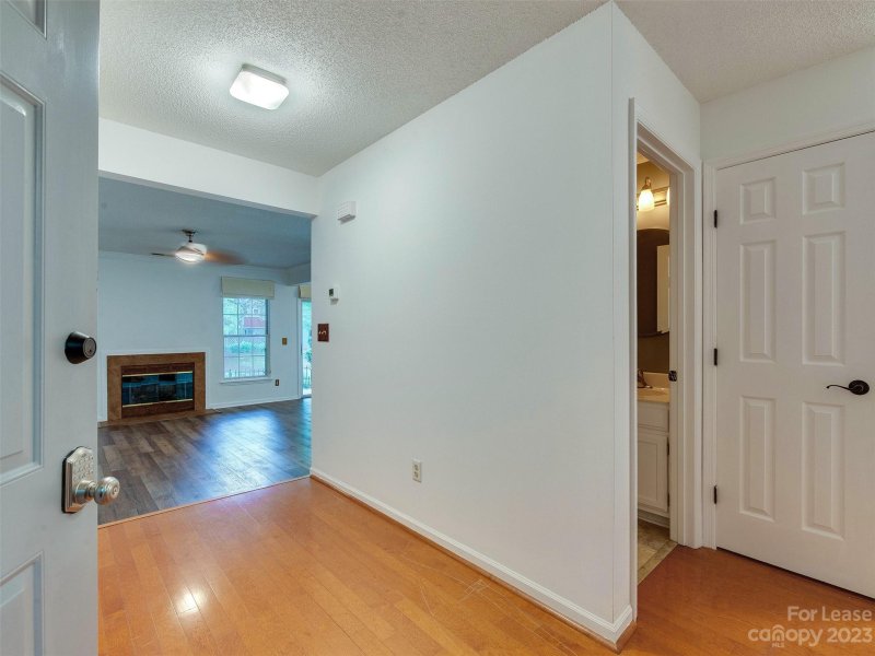 Property image 3 at 19827 Henderson Road, Cornelius, NC 28031